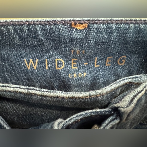 White House Black Market Crop Jeans - Picture 4 of 6